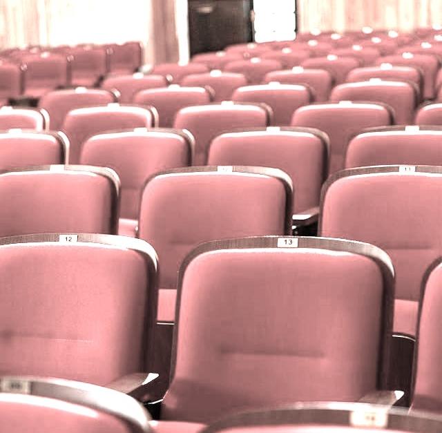 Veranstaltung Saal Sessel